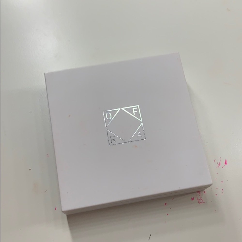Ofra Star Island Highlighter